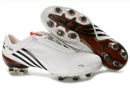  Adizero صُممت لتمنح الرياضيين سرعة فائقة